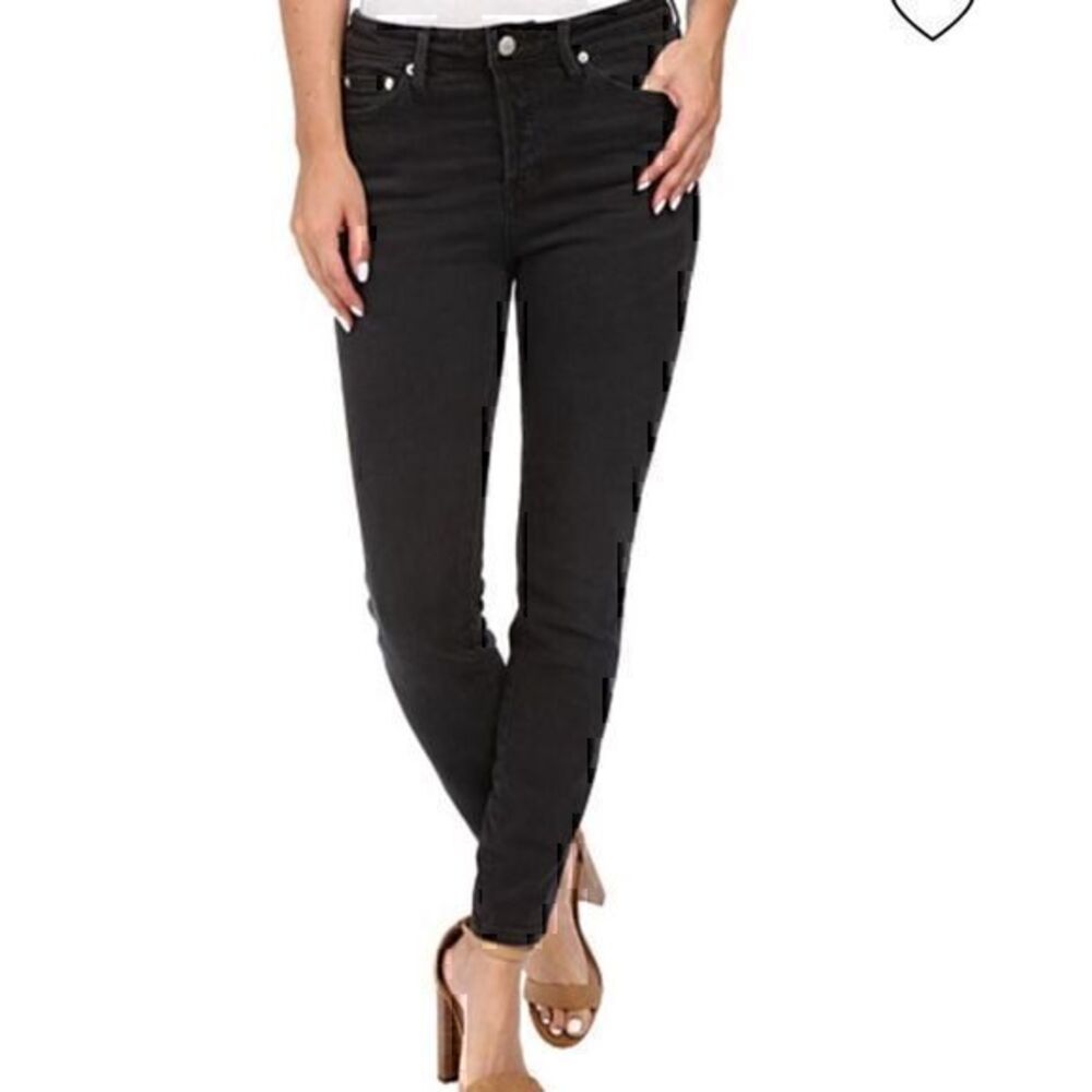 Free people dark wash hi rise skinny jeans SZ 25